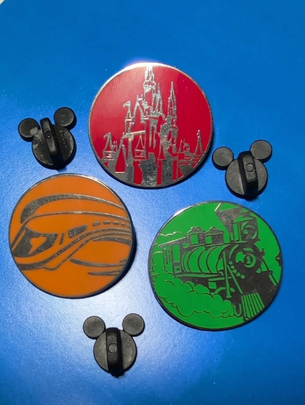 Set of 3 Disney Collectable pins